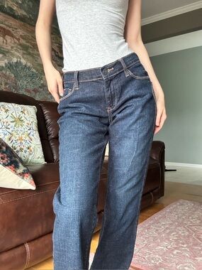 Old navy dark wash low rise sweetheart denim jeans